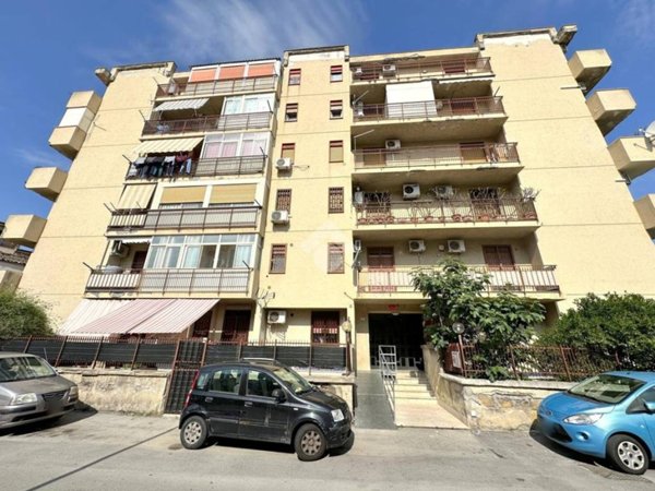 appartamento in vendita a Palermo in zona Altarello
