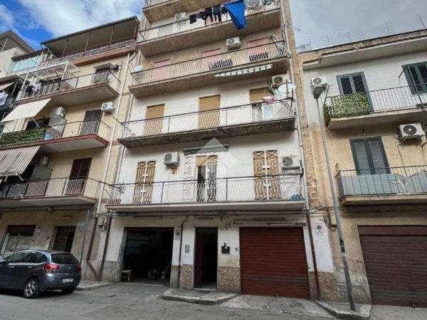 appartamento in vendita a Palermo in zona Baida