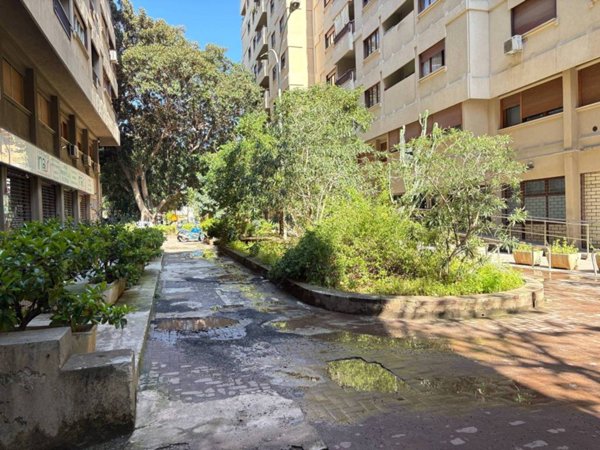 casa indipendente in vendita a Palermo in zona Libertà