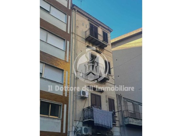 appartamento in vendita a Palermo in zona Montegrappa / Santa Rosalia
