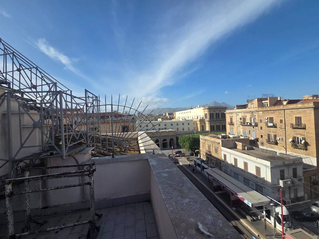 appartamento in vendita a Palermo in zona Oreto