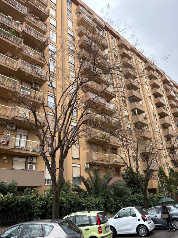 appartamento in vendita a Palermo in zona Calatafimi / Cuba