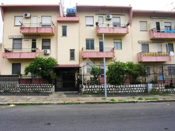 appartamento in vendita a Palermo in zona Oreto