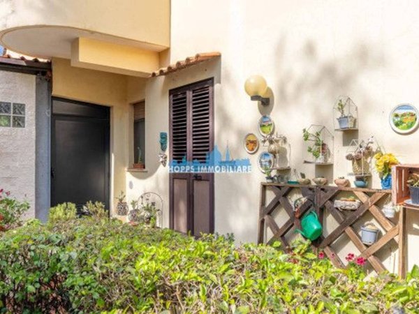 casa indipendente in vendita a Palermo in zona Mezzomonreale