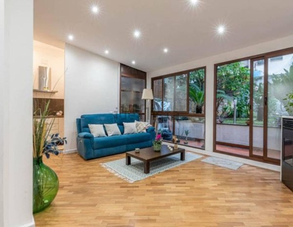 appartamento in vendita a Palermo in zona Politeama