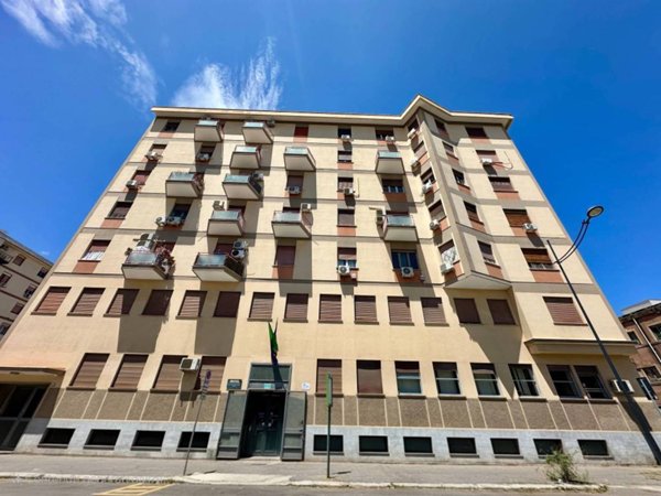 appartamento in vendita a Palermo in zona Arenella/Vergine Maria