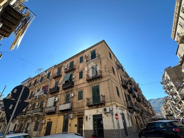 appartamento in vendita a Palermo in zona Oreto