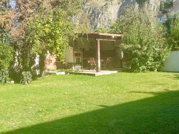 casa indipendente in vendita a Palermo