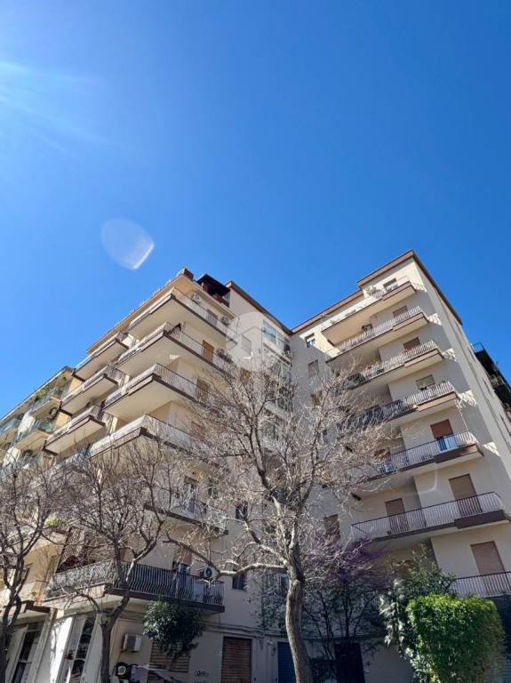appartamento in vendita a Palermo in zona Malaspina/Palagonia