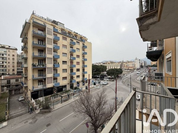 appartamento in vendita a Palermo in zona Malaspina/Palagonia