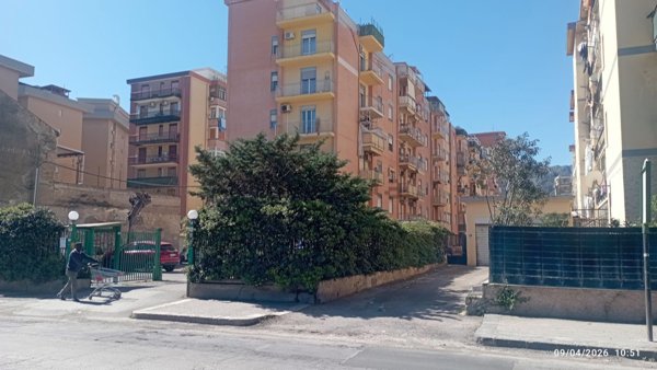 appartamento in vendita a Palermo in zona Acqua dei Corsari