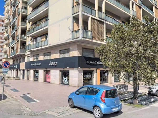 ufficio in vendita a Palermo in zona Malaspina/Palagonia