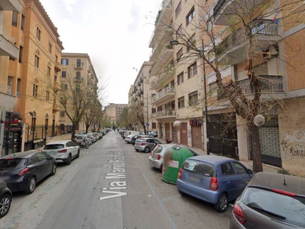 negozio in vendita a Palermo in zona Libertà