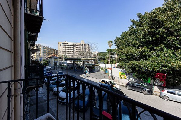 appartamento in vendita a Palermo in zona Zisa