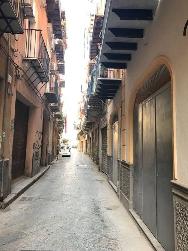 negozio in vendita a Palermo