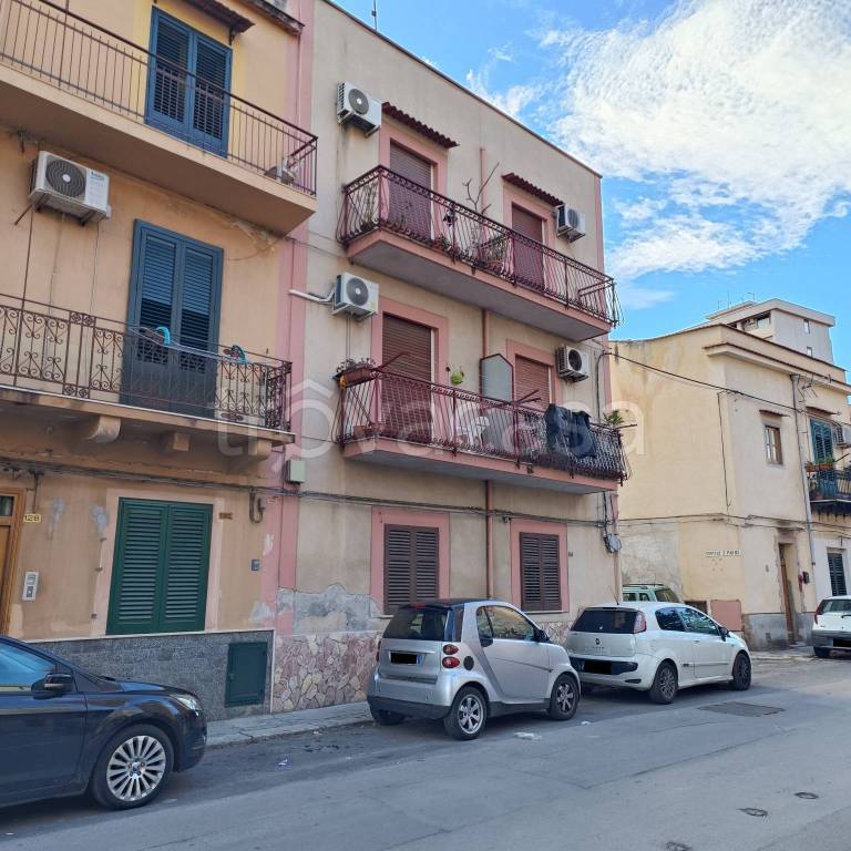 appartamento in vendita a Palermo in zona Uditore