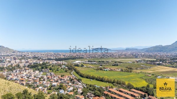 casa indipendente in vendita a Palermo in zona Borgo Nuovo