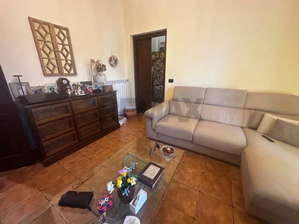 appartamento in vendita a Palermo in zona Malaspina/Palagonia
