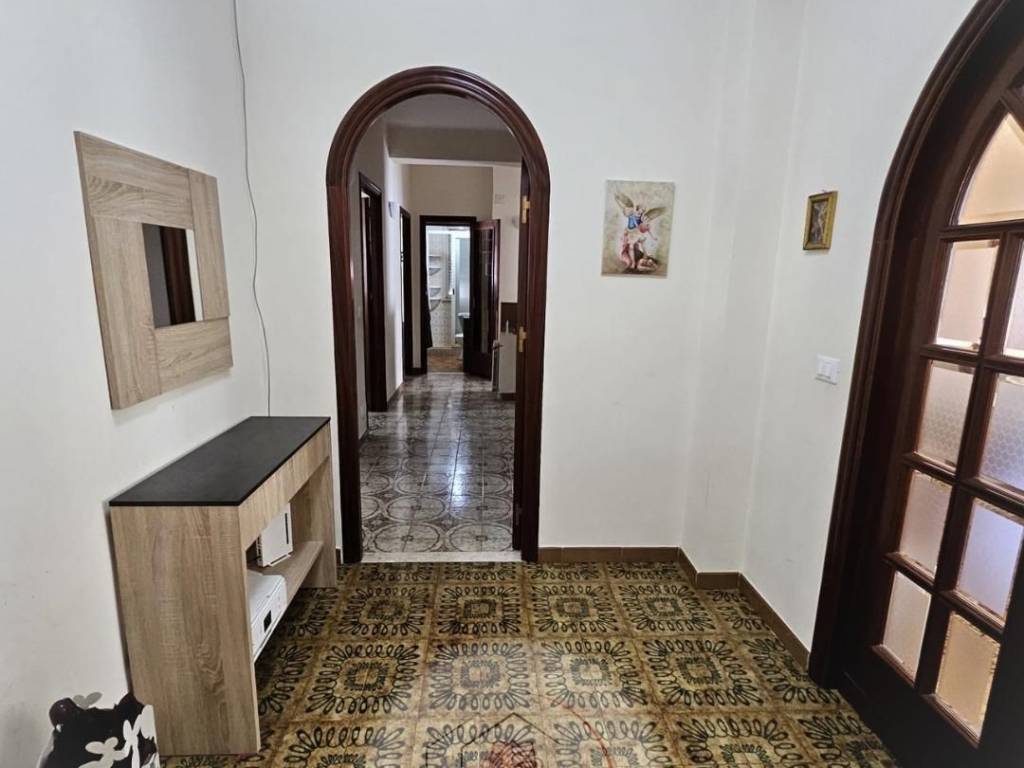 appartamento in vendita a Palermo in zona Montegrappa / Santa Rosalia