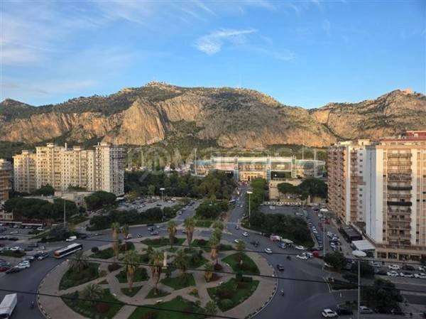 appartamento in vendita a Palermo in zona Montepellegrino