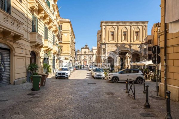 appartamento in vendita a Palermo in zona Centro storico