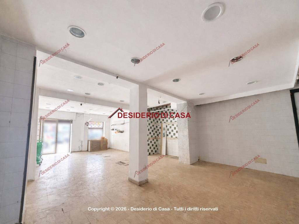 negozio in vendita a Palermo in zona Resuttana
