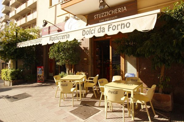 locale commerciale in vendita a Palermo