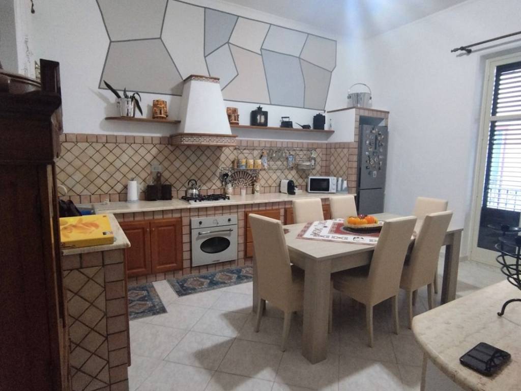 appartamento in vendita a Palermo in zona Montegrappa / Santa Rosalia