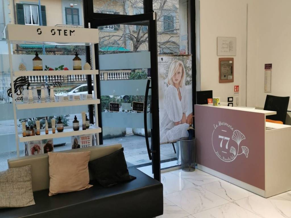 negozio in vendita a Palermo in zona Politeama