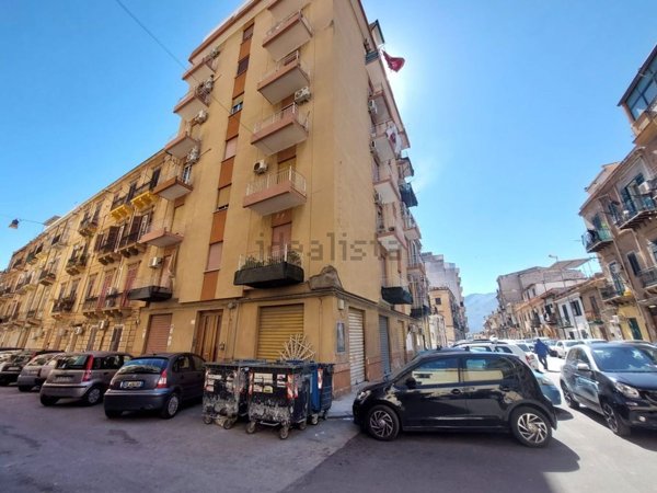 appartamento in vendita a Palermo in zona Oreto