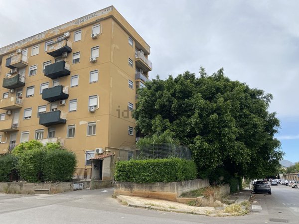 appartamento in vendita a Palermo in zona Uditore