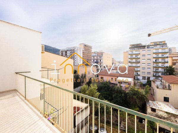 appartamento in vendita a Palermo in zona Centro storico