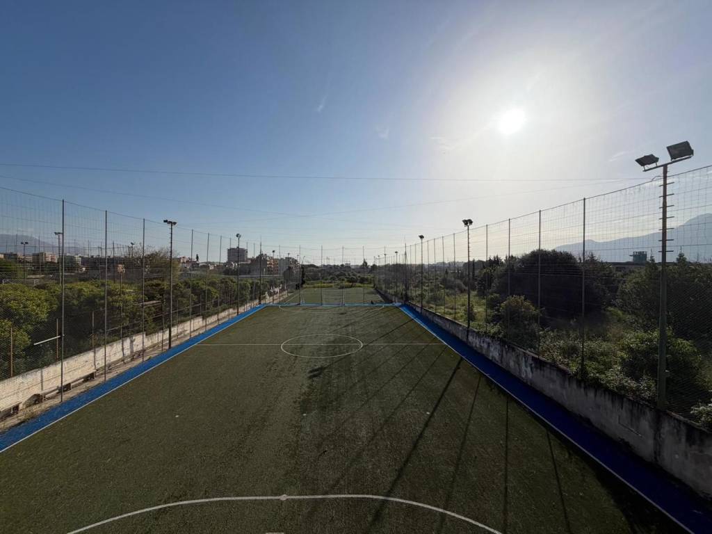 intera palazzina in vendita a Palermo in zona Villagrazia/Falsomiele