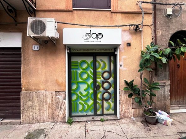 negozio in vendita a Palermo in zona Libertà