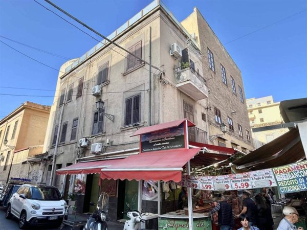 appartamento in vendita a Palermo in zona Centro storico