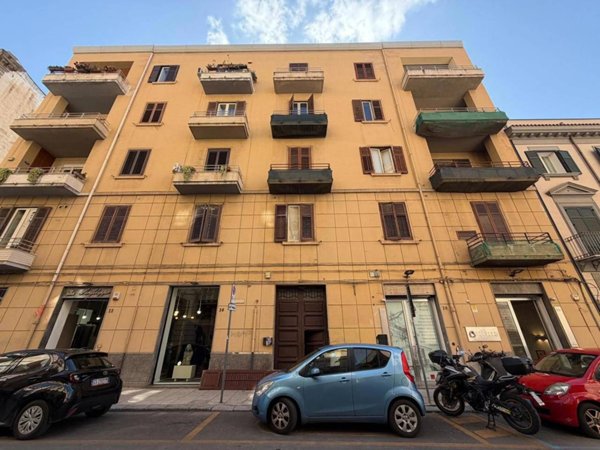 appartamento in vendita a Palermo in zona Politeama