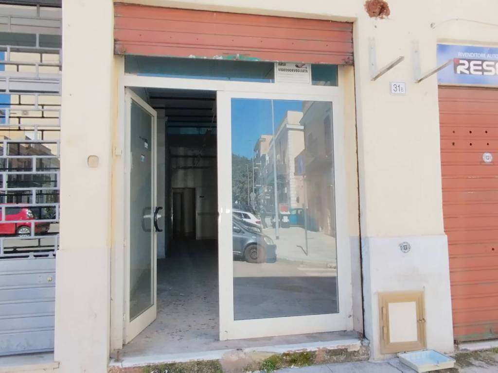 negozio in vendita a Palermo in zona San Lorenzo