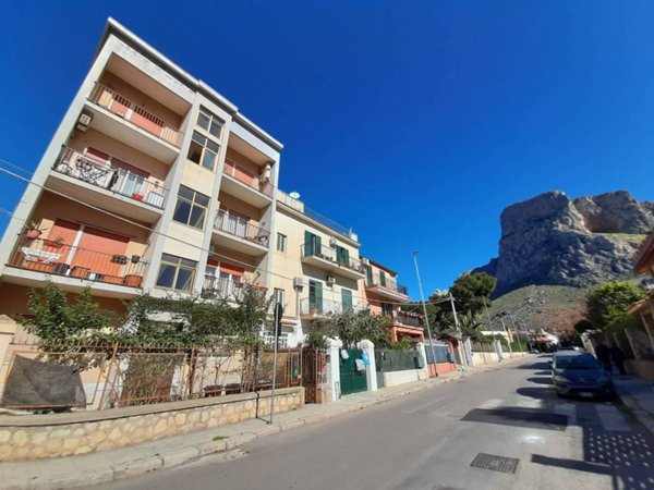 appartamento in vendita a Palermo in zona Sferracavallo