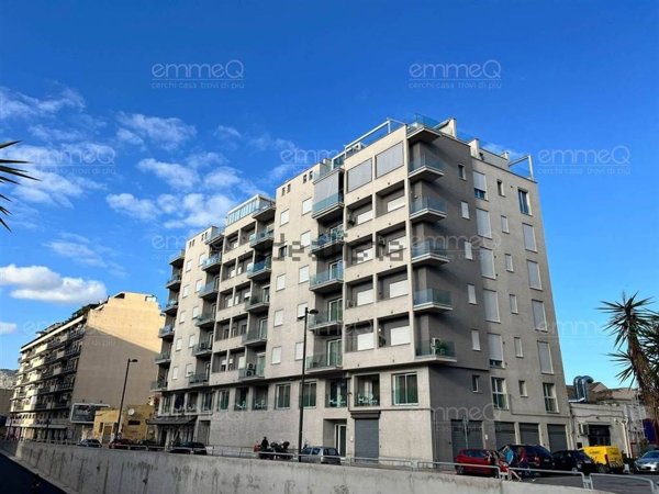 locale commerciale in vendita a Palermo