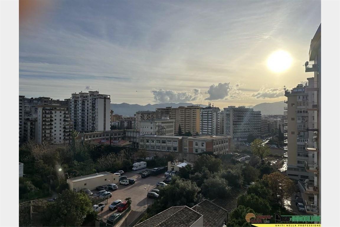 appartamento in vendita a Palermo in zona Montepellegrino