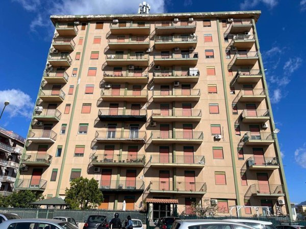 appartamento in vendita a Palermo in zona Oreto