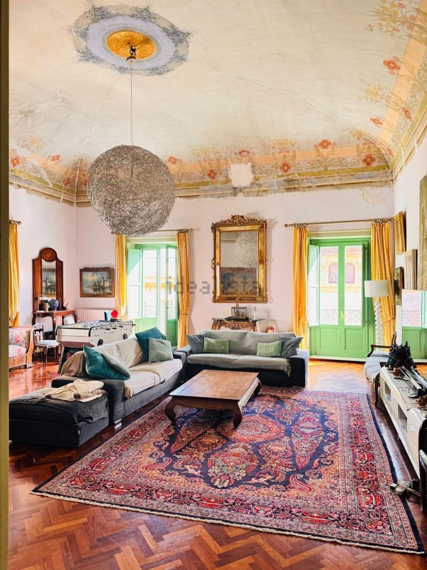 appartamento in vendita a Palermo in zona Centro storico