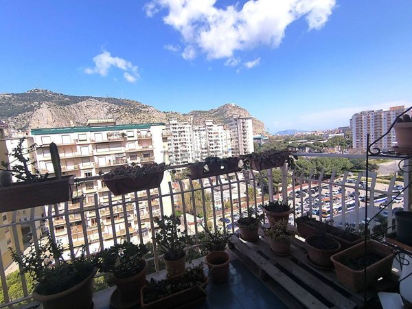 appartamento in vendita a Palermo in zona Resuttana