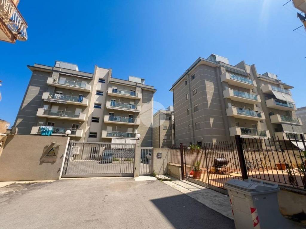 appartamento in vendita a Palermo in zona Acqua dei Corsari