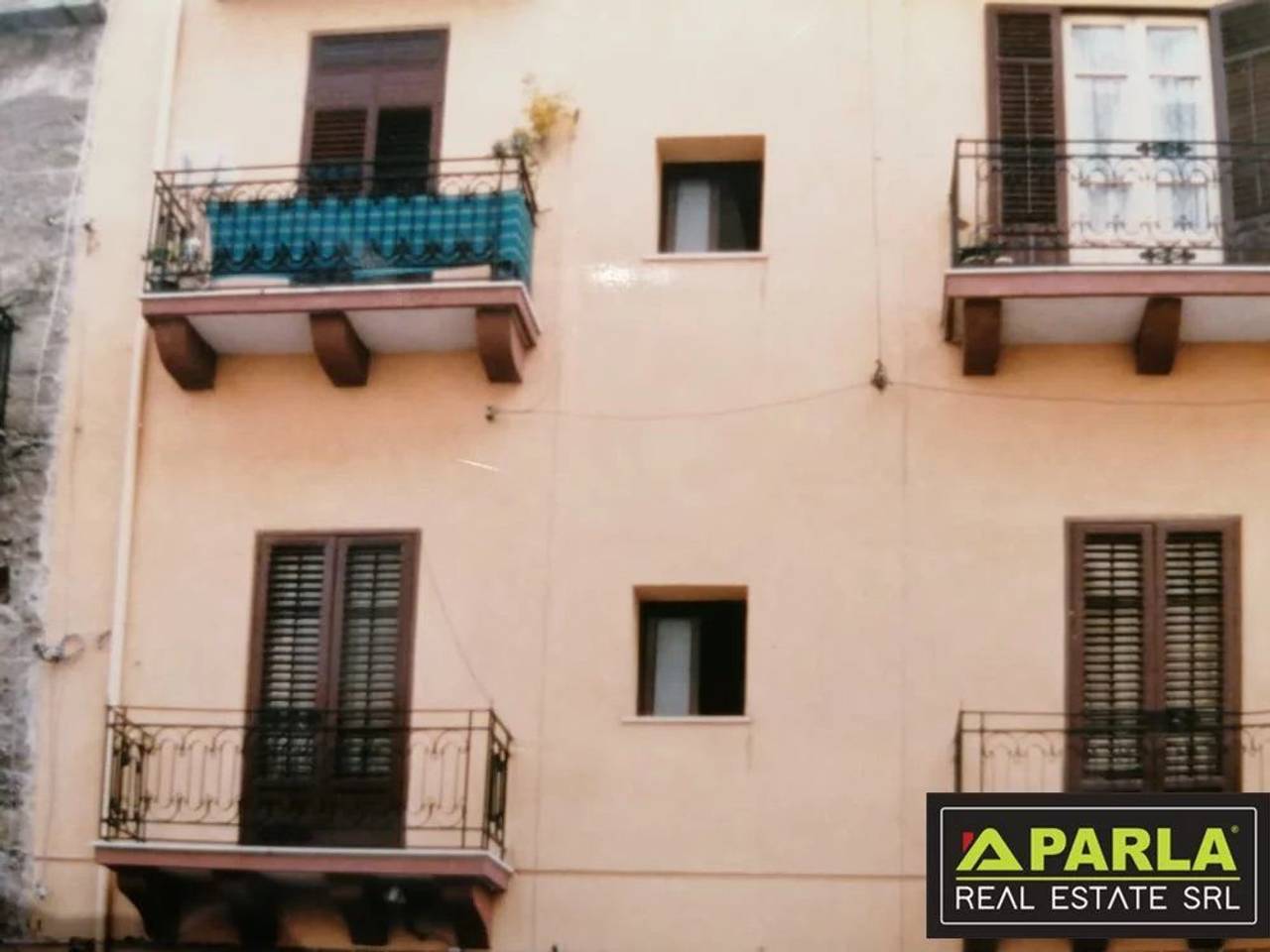 appartamento in vendita a Palermo in zona Malaspina/Palagonia