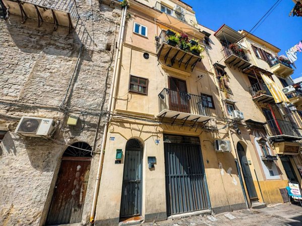 appartamento in vendita a Palermo in zona Centro storico