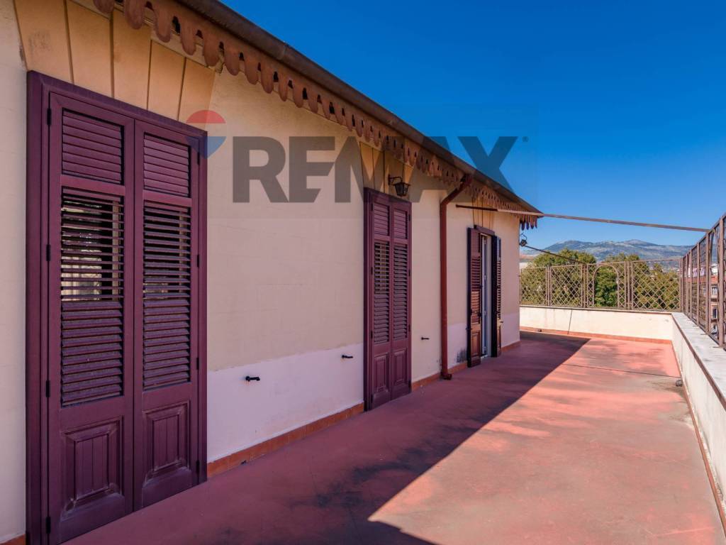 appartamento in vendita a Palermo in zona Zisa