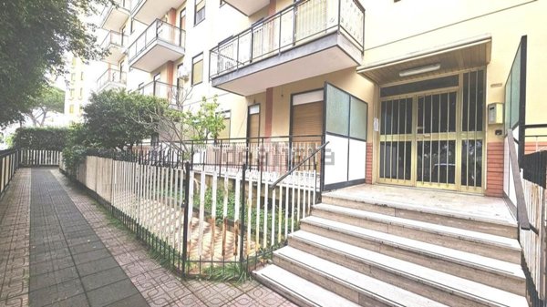 appartamento in vendita a Palermo in zona Montegrappa / Santa Rosalia