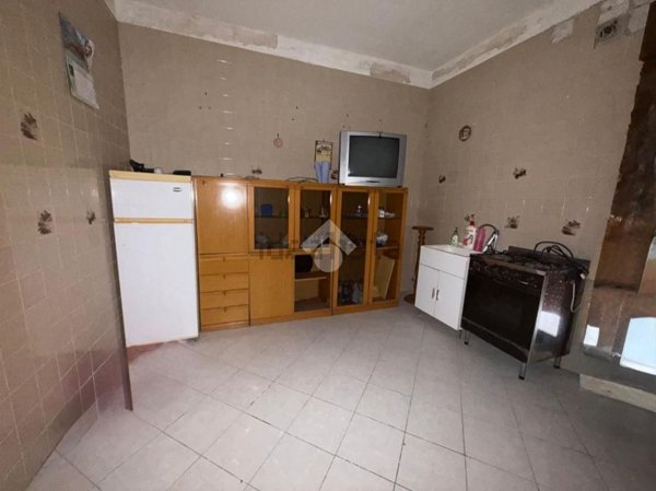 appartamento in vendita a Palermo in zona Partanna