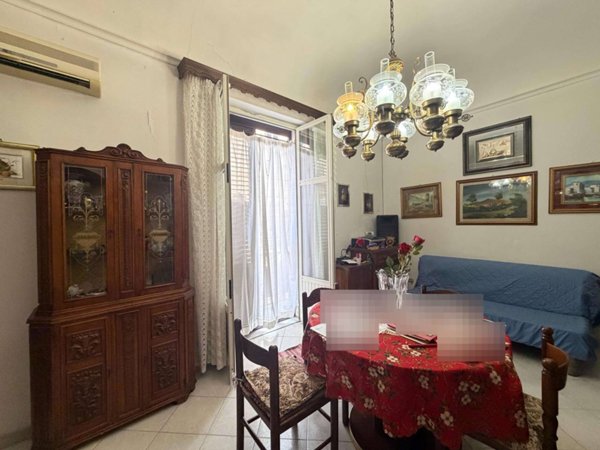 appartamento in vendita a Palermo in zona Zisa